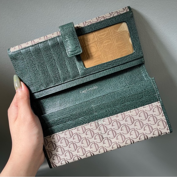 Guy Laroche Monogram Wallet - Picture 3 of 5